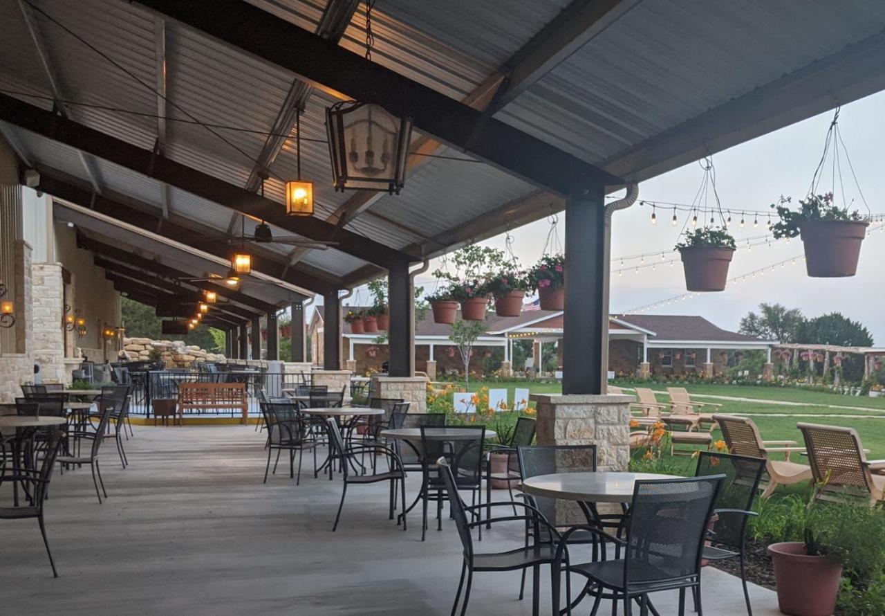 Carter Creek Winery Resort & Spa Johnson City Exterior photo